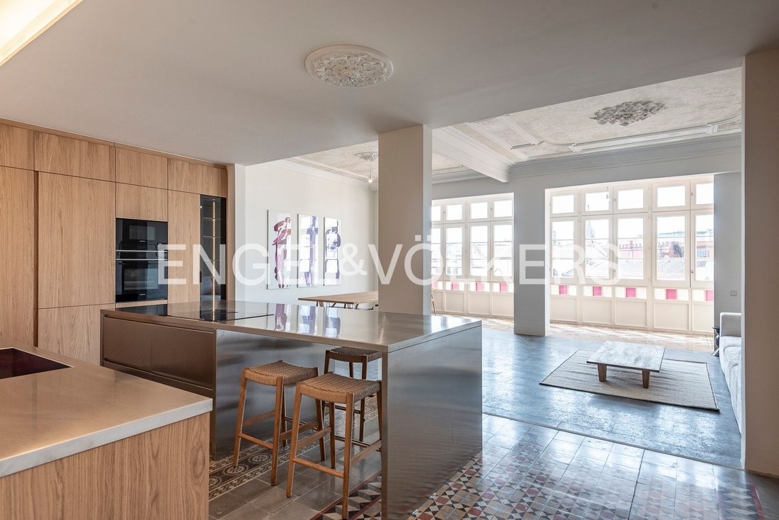 Apartment in Ciutat Vella, Barcelona, Spain 4 - 17782314