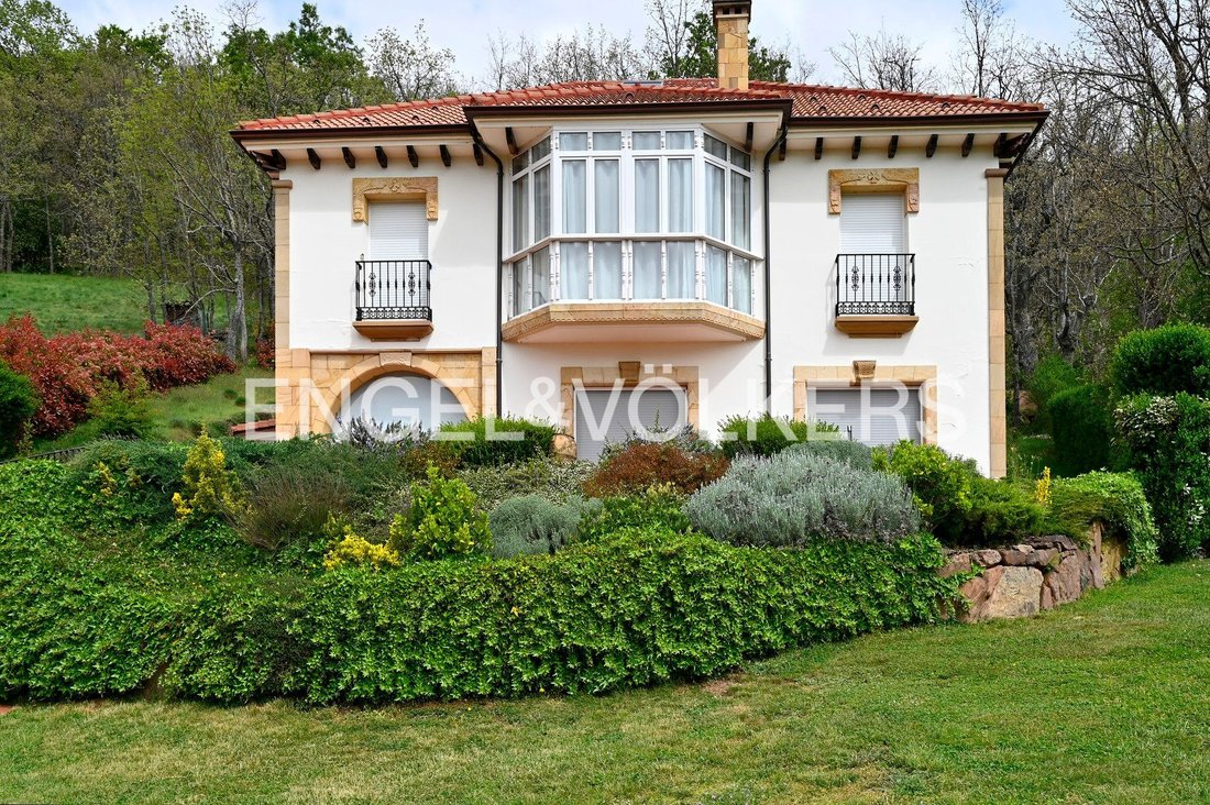 Hermandad de Campoo de Suso, Cantabria, Spain 3 - 17856388