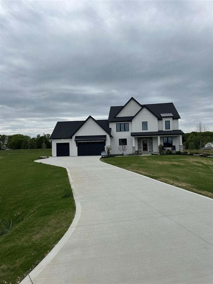 Haus in Caledonia, Michigan, Vereinigte Staaten 2 - 18689530