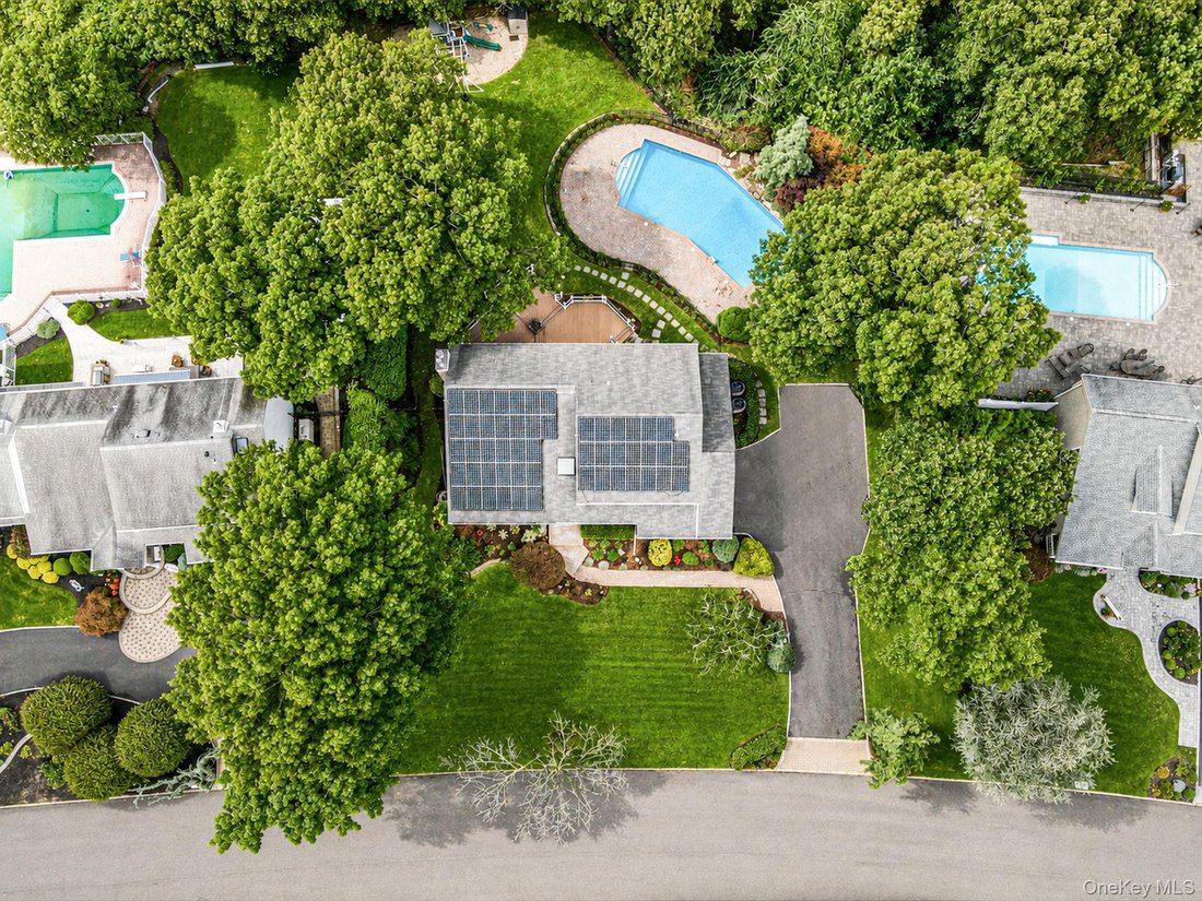 Casa a Commack, New York, Stati Uniti 2 - 18689471