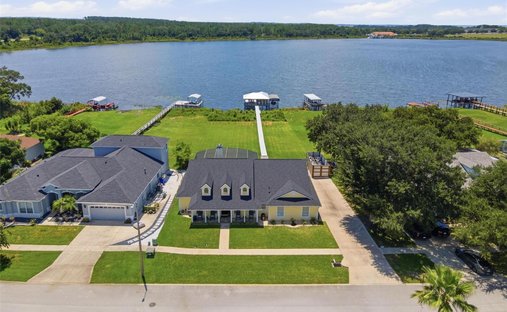 Maison à Tavares, Floride, États-Unis 1