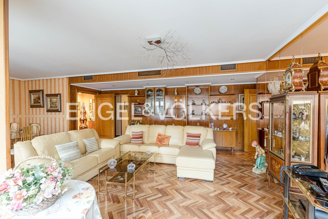 Apartment in Fuencarral-El Pardo, Madrid, Spain 2 - 17095159