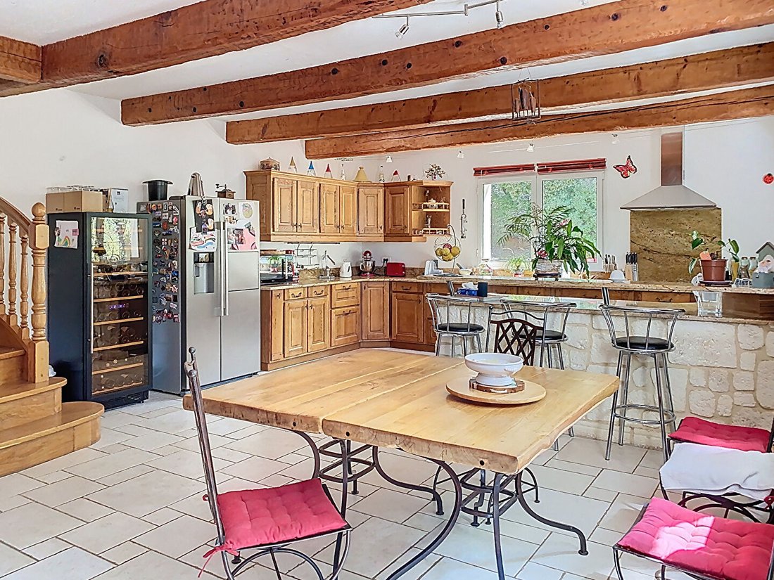 House in Évenos, Provence-Alpes-Côte d'Azur, France 1 - 18687139