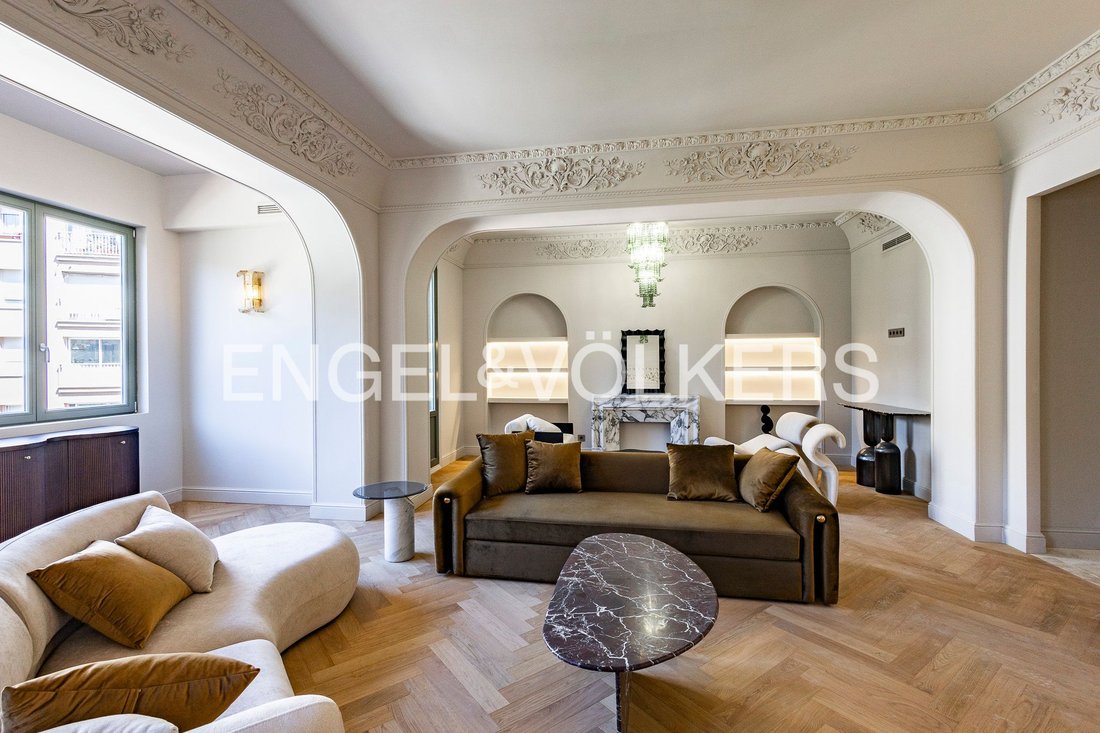 Wohnung in Eixample, Barcelona, Spanien 5 - 18058960