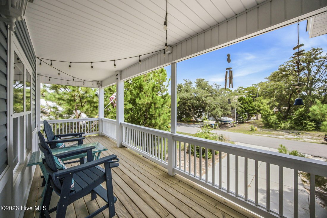 House in Oak Island, North Carolina, United States 4 - 18690872