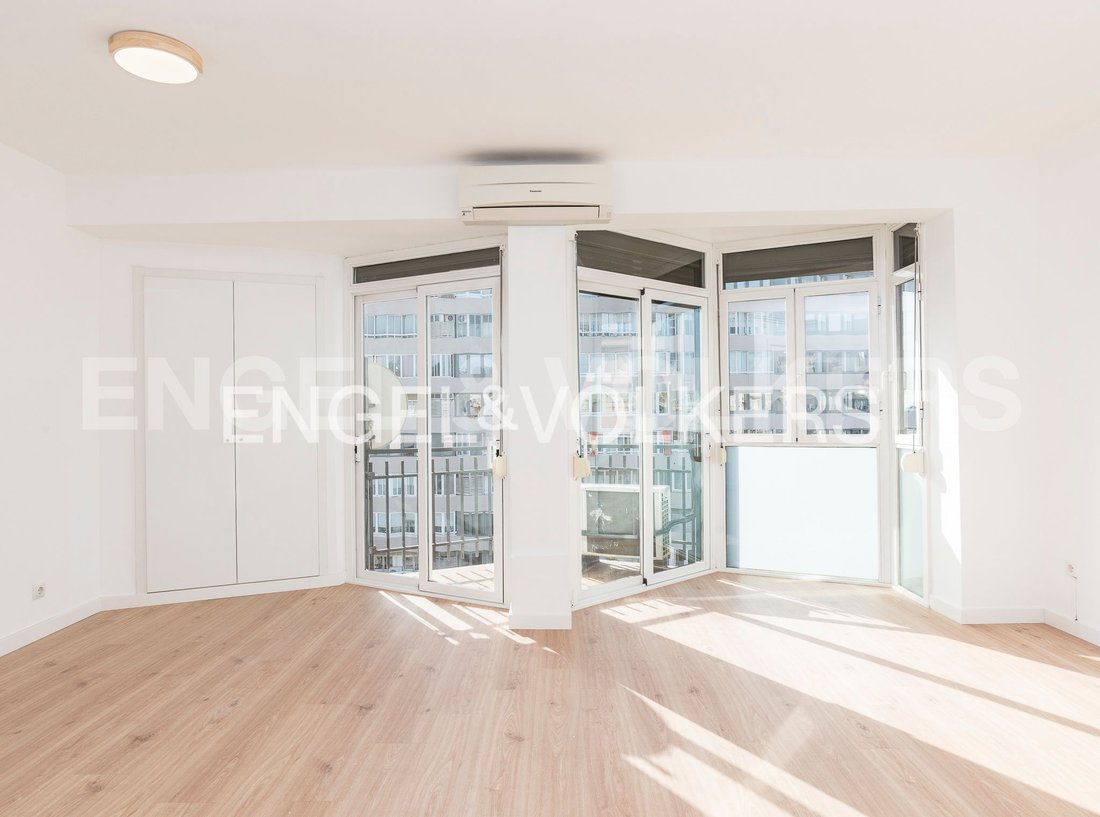 Wohnung in Les Corts, Barcelona, Spanien 4 - 17632028