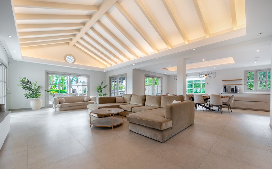 Villa à Nueva Andalucia, Marbella, Espagne 3 - 18687175