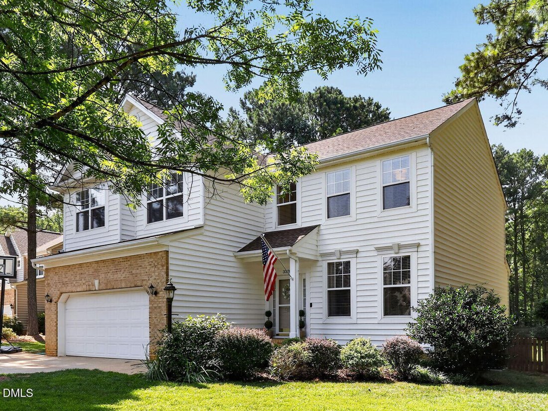 House in Apex, North Carolina, United States 2 - 18690065
