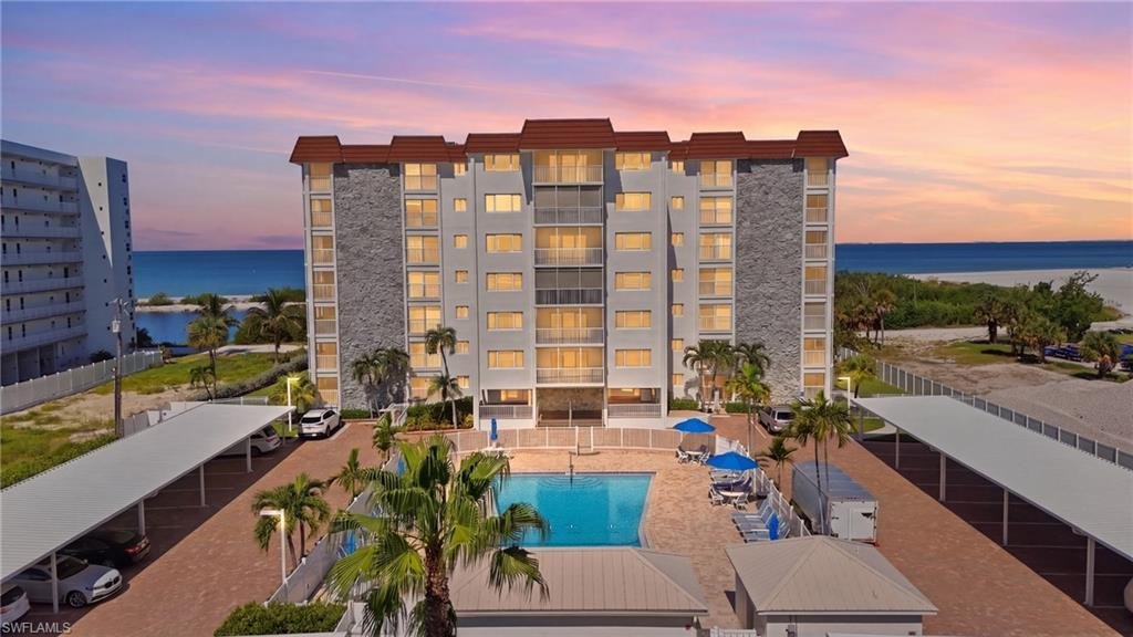 Condo in Fort Myers Beach, Florida, United States 1 - 18691365