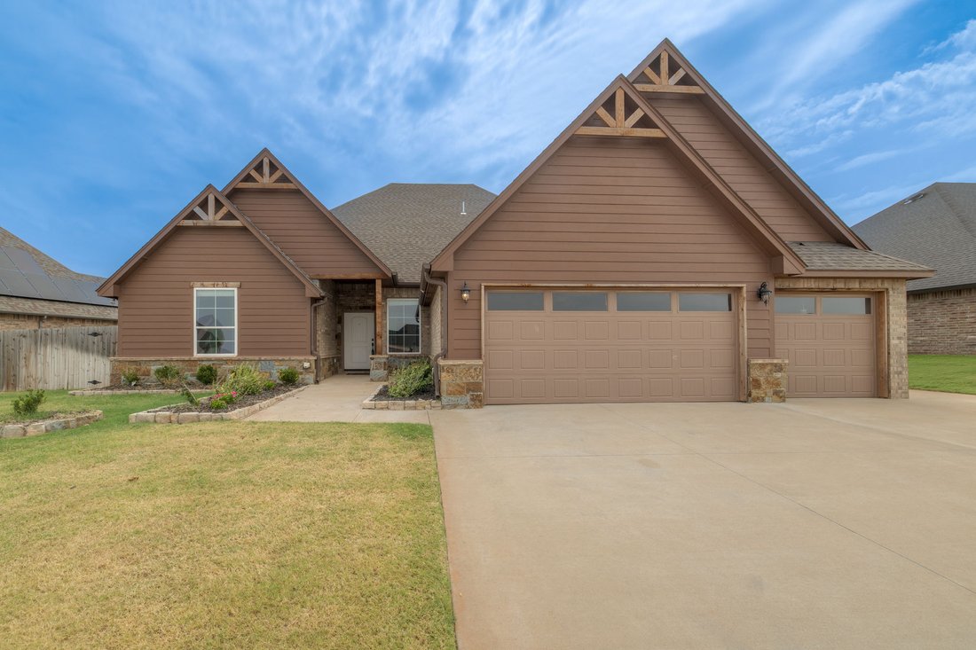 House in Oklahoma City, Oklahoma, United States 1 - 18688049