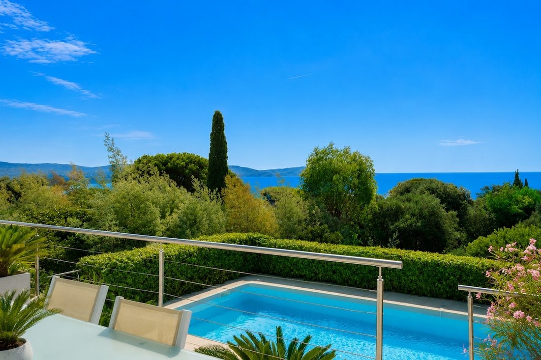 House in Nord, Cavalaire-sur-Mer, France 2 - 18688298