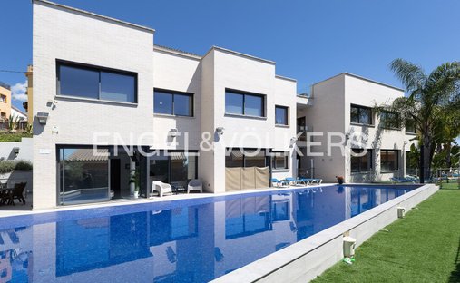 Haus in Teià, Katalonien, Spanien 1