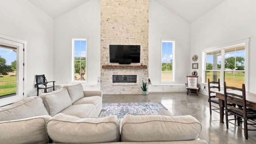 House in Weatherford, Texas, United States 2 - 18690760