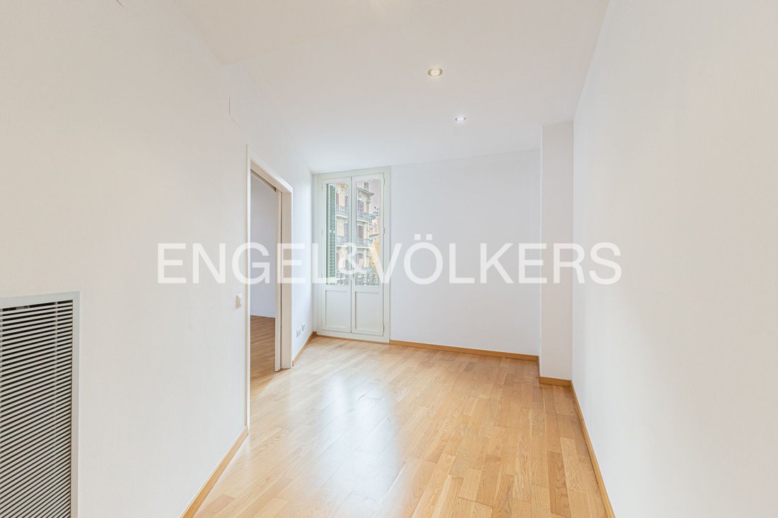 Appartement à Eixample, Barcelone, Espagne 3 - 18133110
