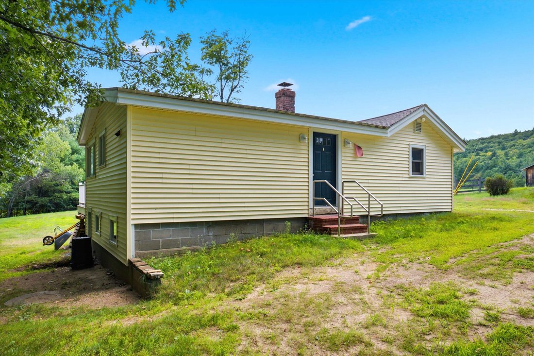 House in Hopkinton, New Hampshire, United States 5 - 18690618