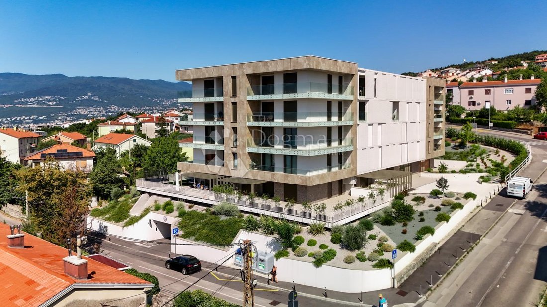 Apartment in Mjesni odbor Zamet, Grad Rijeka, Primorje-Gorski Kotar County 1 - 18690736