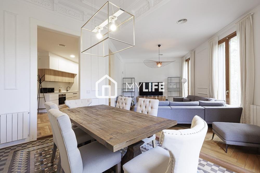 Appartement à Eixample, Barcelone, Espagne 3 - 18691055