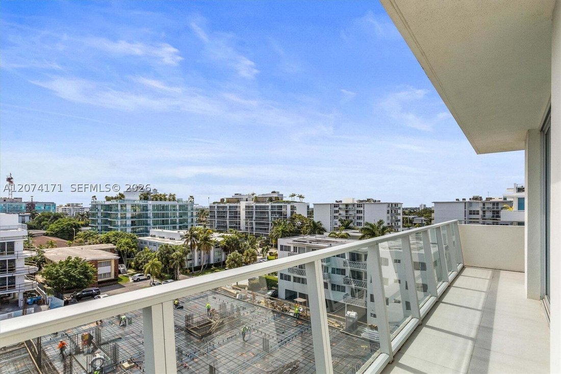 Condo in Bal Harbour, Florida, United States 5 - 18689926