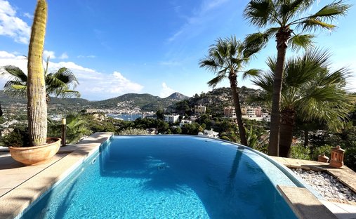 Villa in Port d'Andratx, Andratx, Balearic Islands 1
