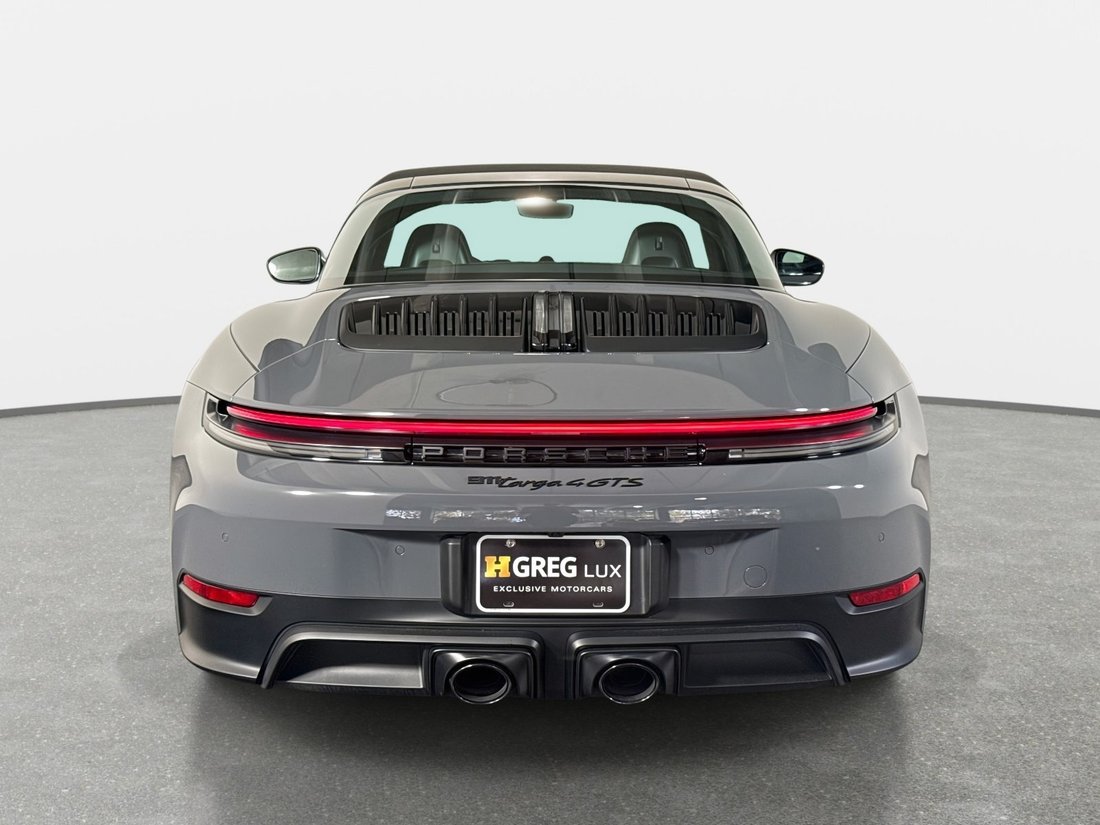 Coupe in Pompano Beach, FL, United States 4 - 18688250
