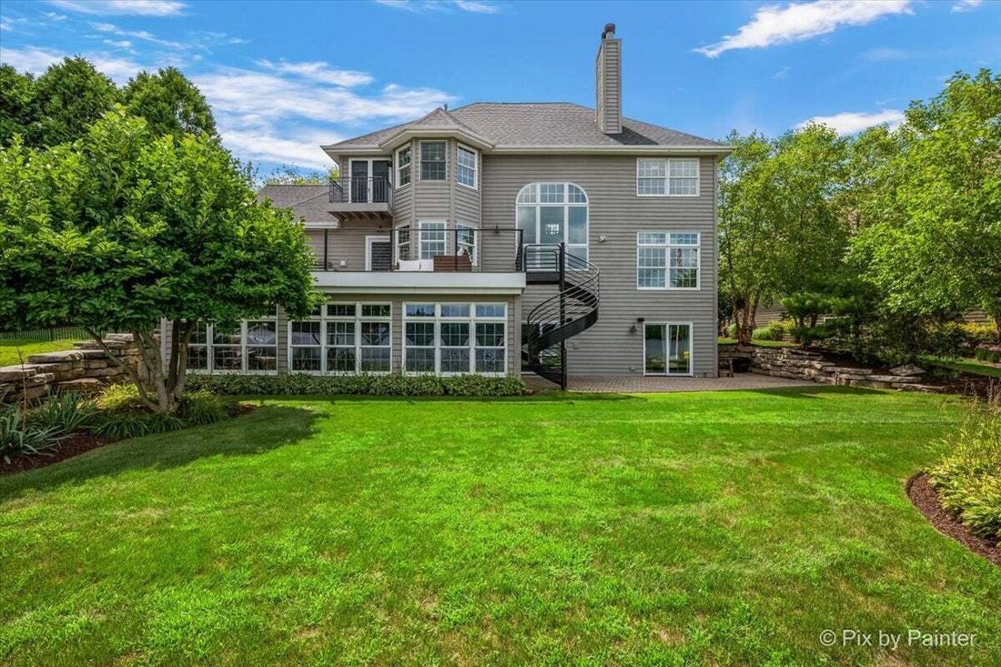 House in Lindenhurst, Illinois, United States 5 - 18687825