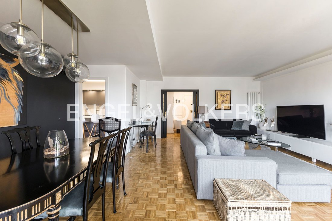 Appartamento a Ciudad Lineal, Madrid, Spagna 2 - 18355278
