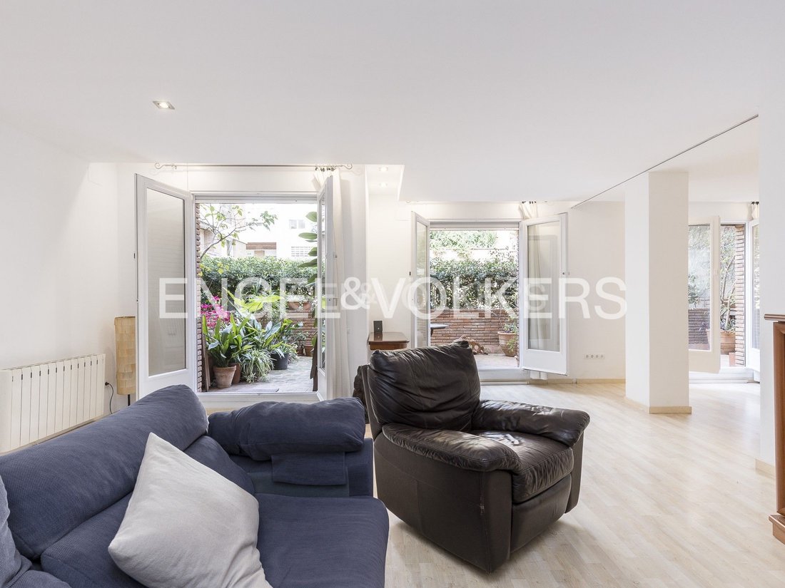 Apartment in Sarrià-Sant Gervasi, Barcelona, Spain 3 - 18563347