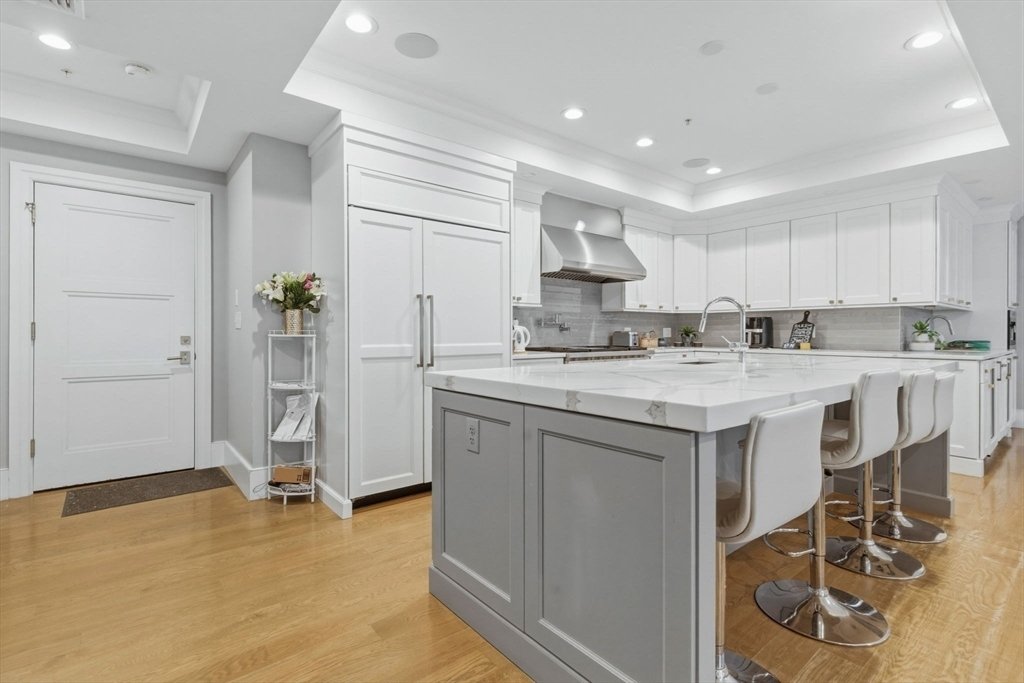 Condo in Boston, Massachusetts, United States 5 - 18691054