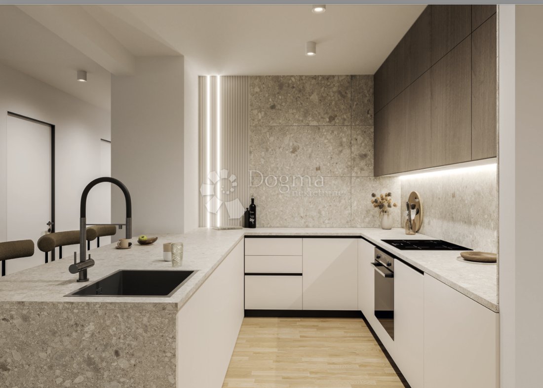 Apartment in Znjan, Split, Split-Dalmatia County 5 - 18690816