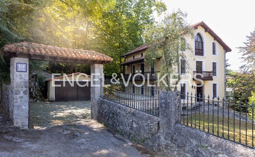 Maison à La Cavada, Riotuerto, Cantabrie 1