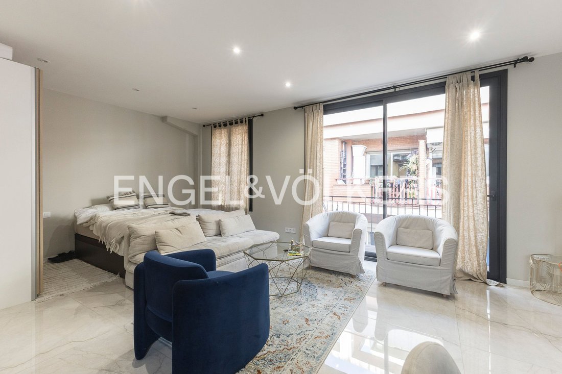 Gracia, Barcelona, Spain 4 - 17043212