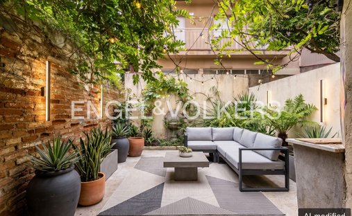 House in Nou Barris, Barcelona, Spain 1