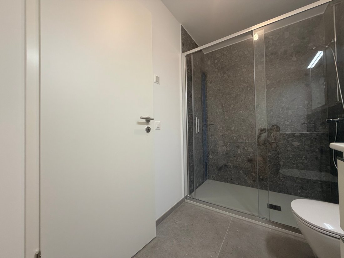 Apartamento en Lugano, Cantón del Tesino, Suiza 2 - 18687057