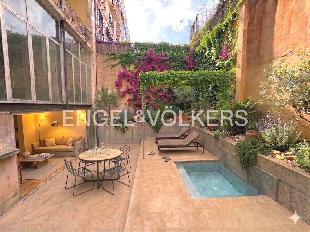 Apartment in Eixample, Barcelona, Spain 1 - 18153026