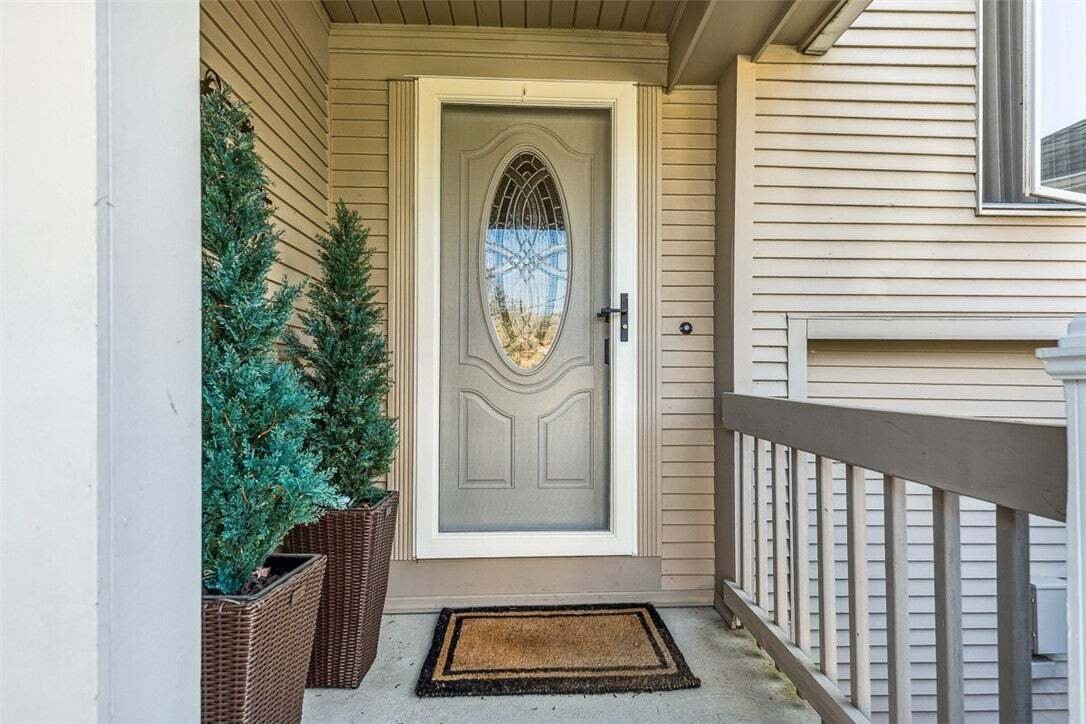Condo in North Providence, Rhode Island, United States 3 - 18689390