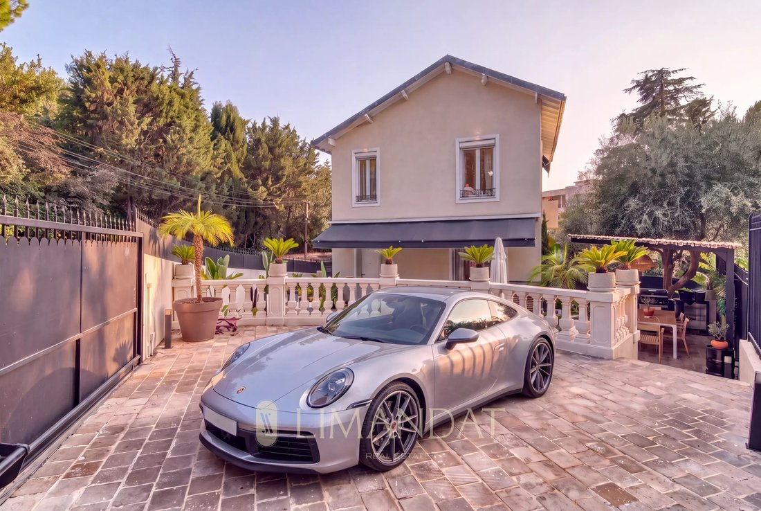 Villa in Sainte Catherine, Le Cannet, France 4 - 18688218