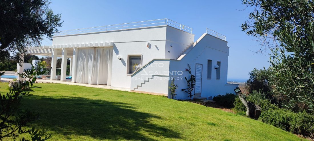 Villa in Carovigno, Apulia, Italy 2 - 18689436