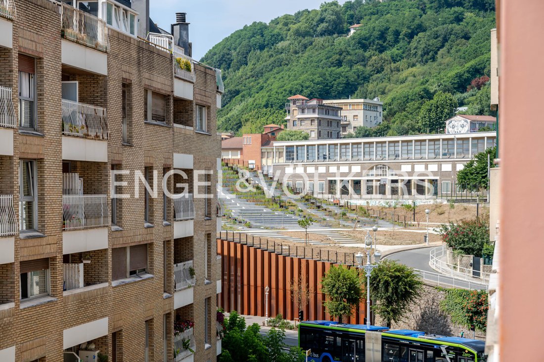 Apartment in Ipar-Ekialdea, Donostia-San Sebastian, Spain 1 - 18639025