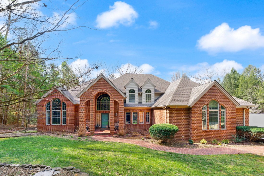 House in London, Kentucky, United States 1 - 18176692