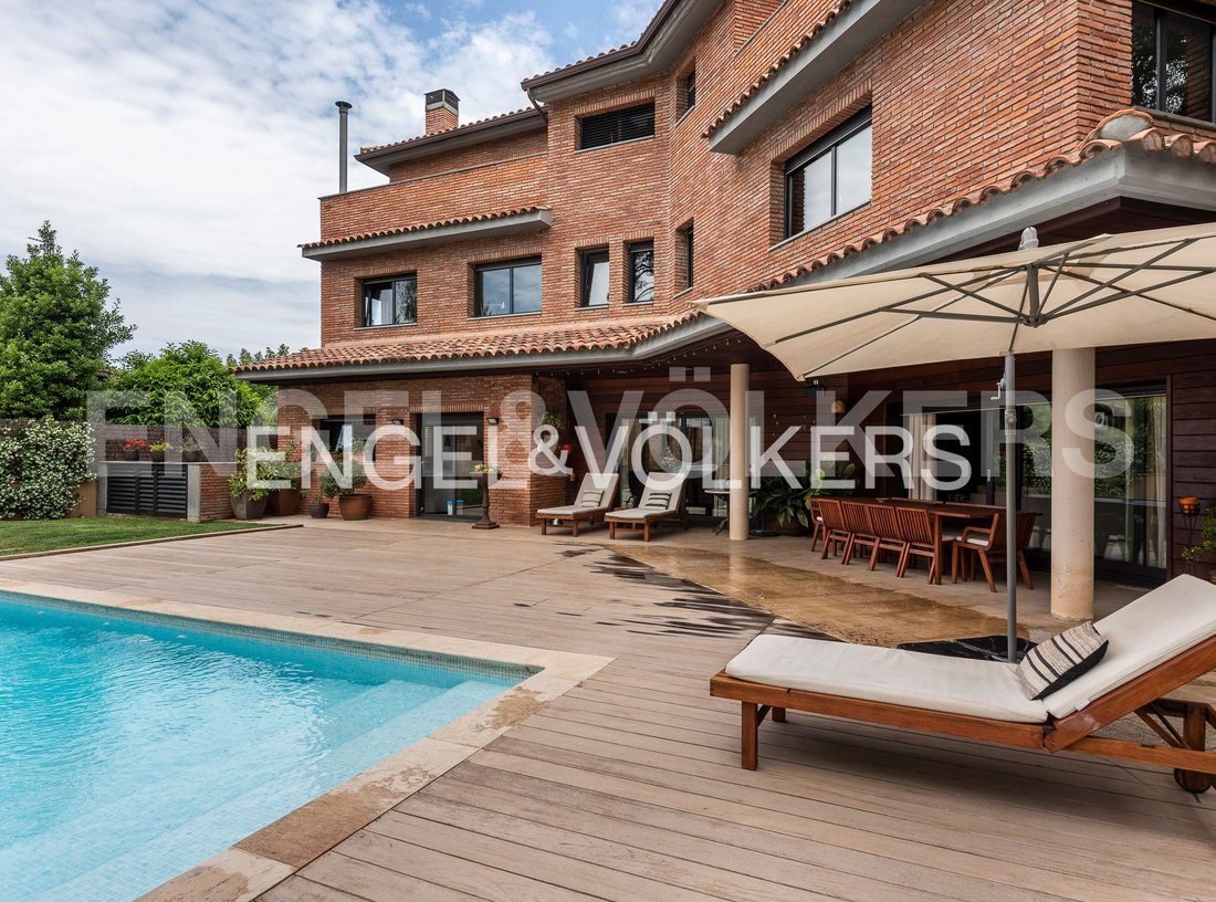 Maison à Sant Cugat del Vallès, Catalogne, Espagne 5 - 17952492