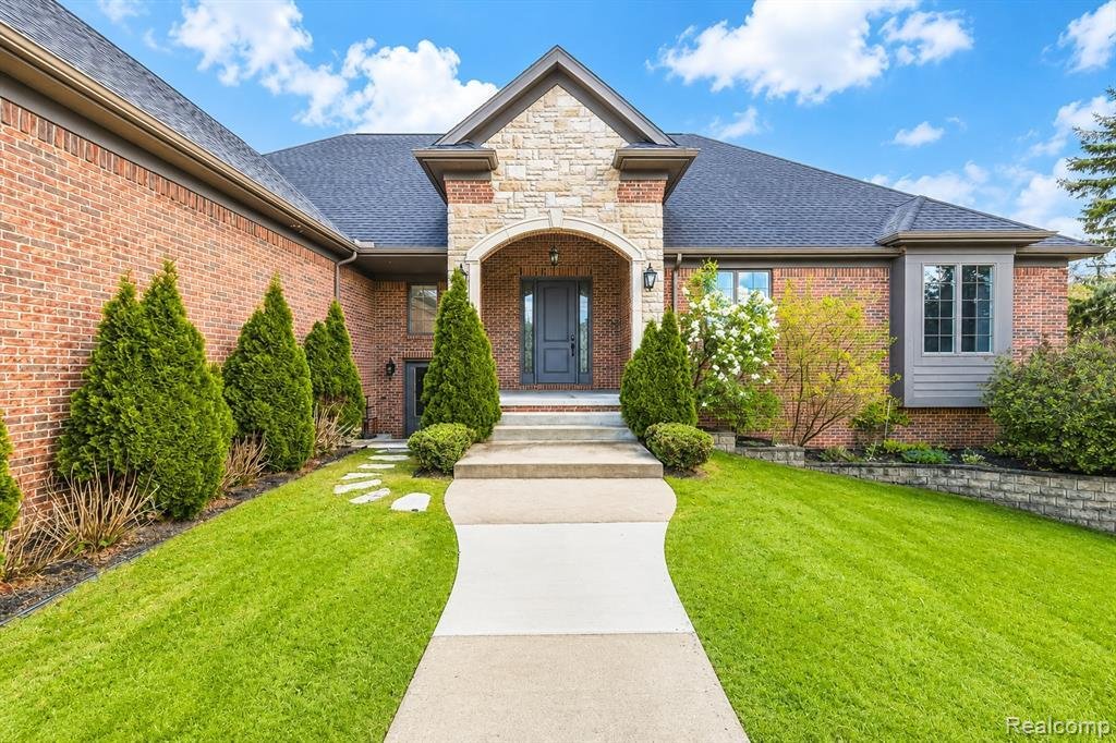 House in Farmington Hills, Michigan, United States 3 - 18689537