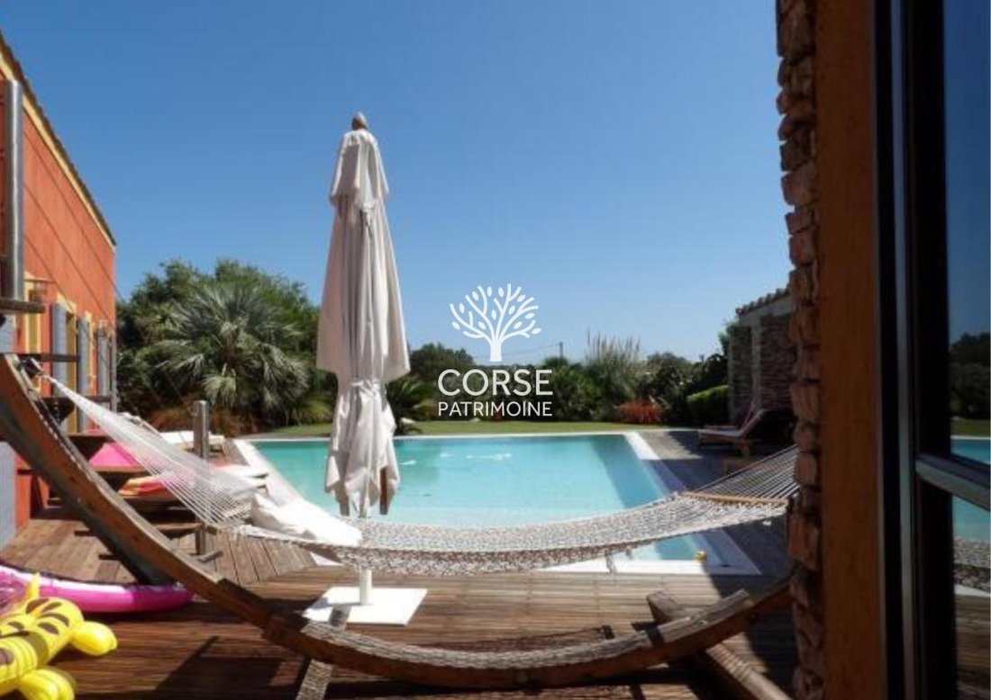 Villa a Bonifacio / Bunifaziu, Corsica, Francia 4 - 18689230