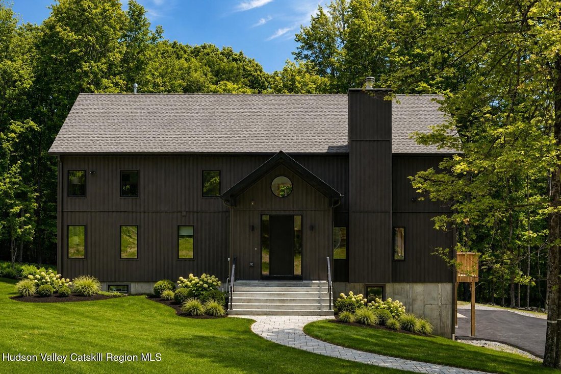 House in Ellenville, New York, United States 5 - 18689627