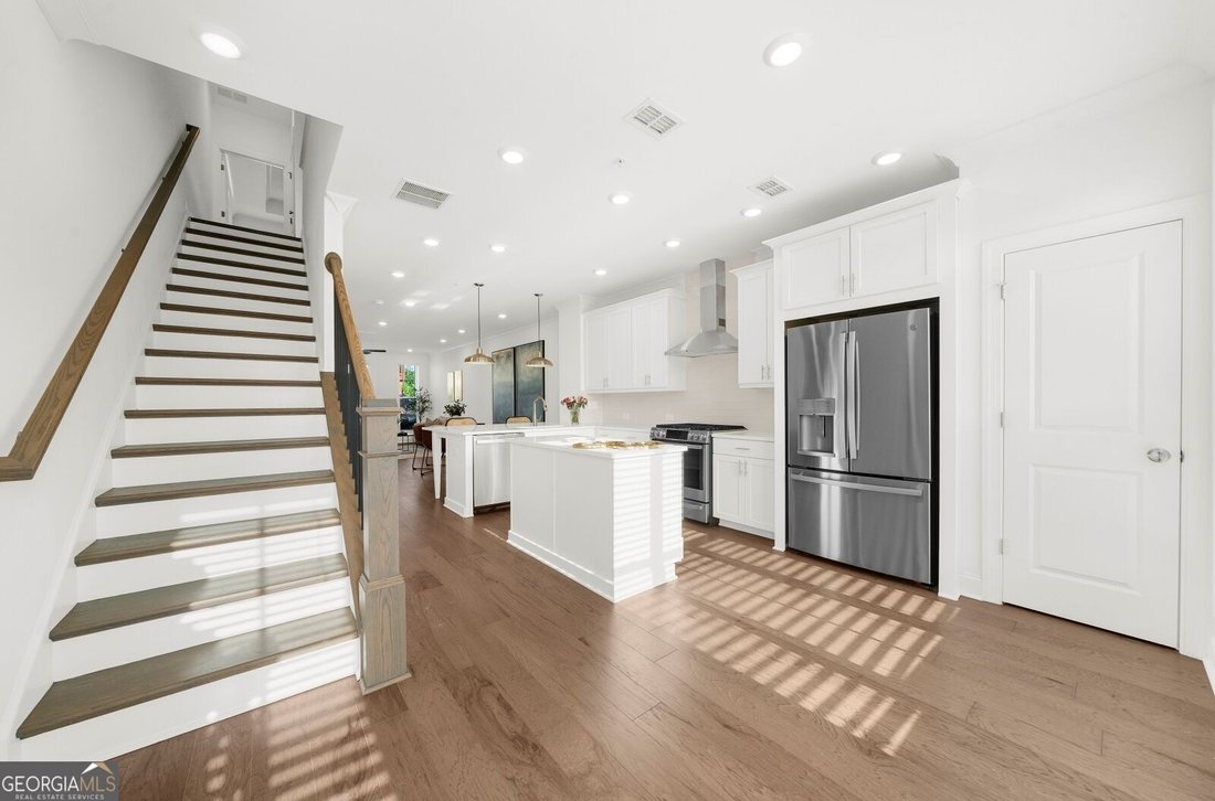 Townhouse in Alpharetta, Georgia, United States 5 - 18690881