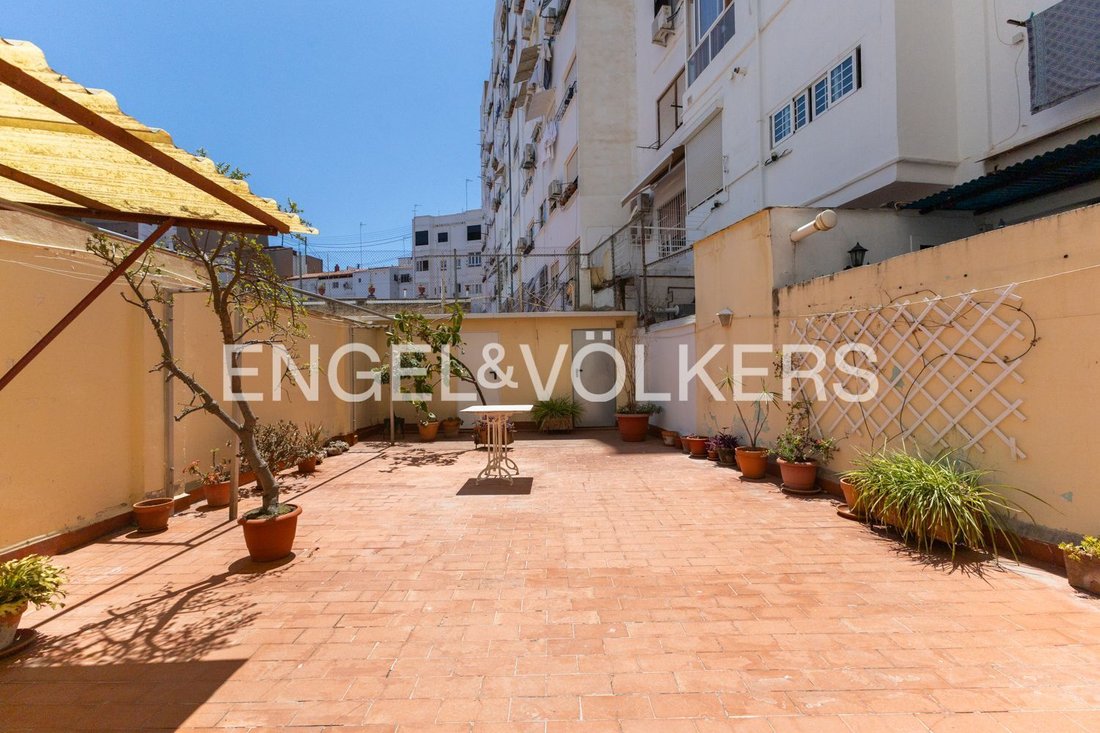 Apartment in Extramurs, Valencia, Spain 1 - 18355685