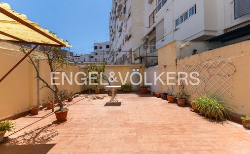 Apartment in Extramurs, Valencia, Spain 1