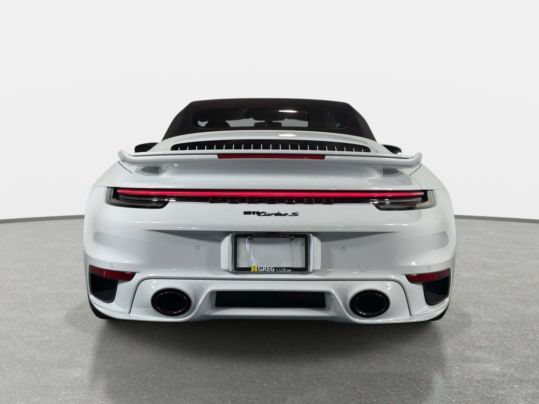 Cabriolet in Pompano Beach, FL, United States 4 - 18688255