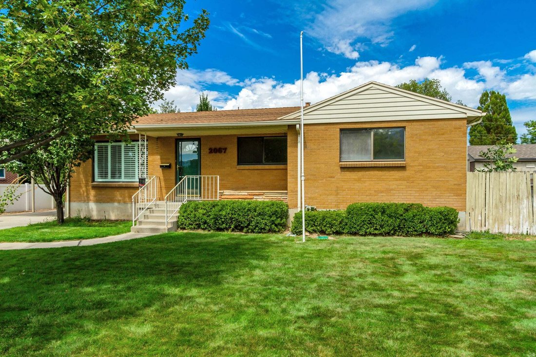 House in Holladay, Utah, United States 2 - 18689981