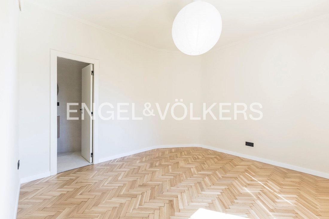 Appartamento a Eixample, Barcellona, Spagna 5 - 18085273