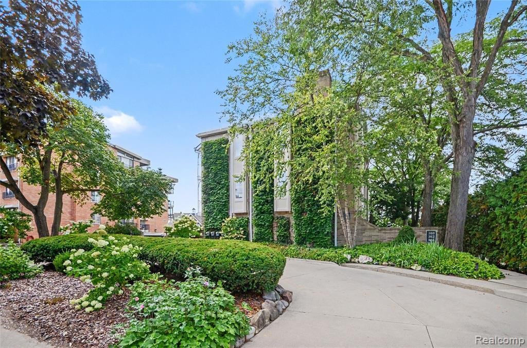 Townhouse in Birmingham, Michigan, United States 1 - 18689528